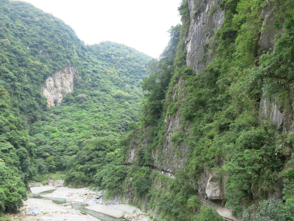 Taroko National Park:  Shakadang Trail  砂卡噹步道