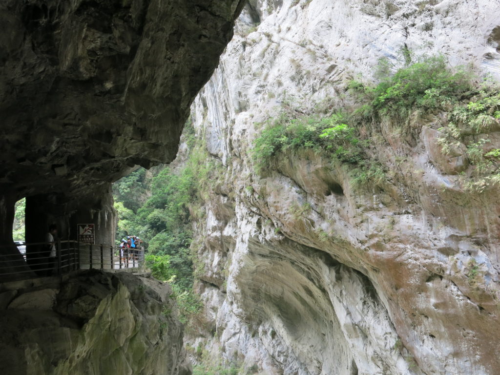 Taroko National Park: Swallow Grotto 燕子口