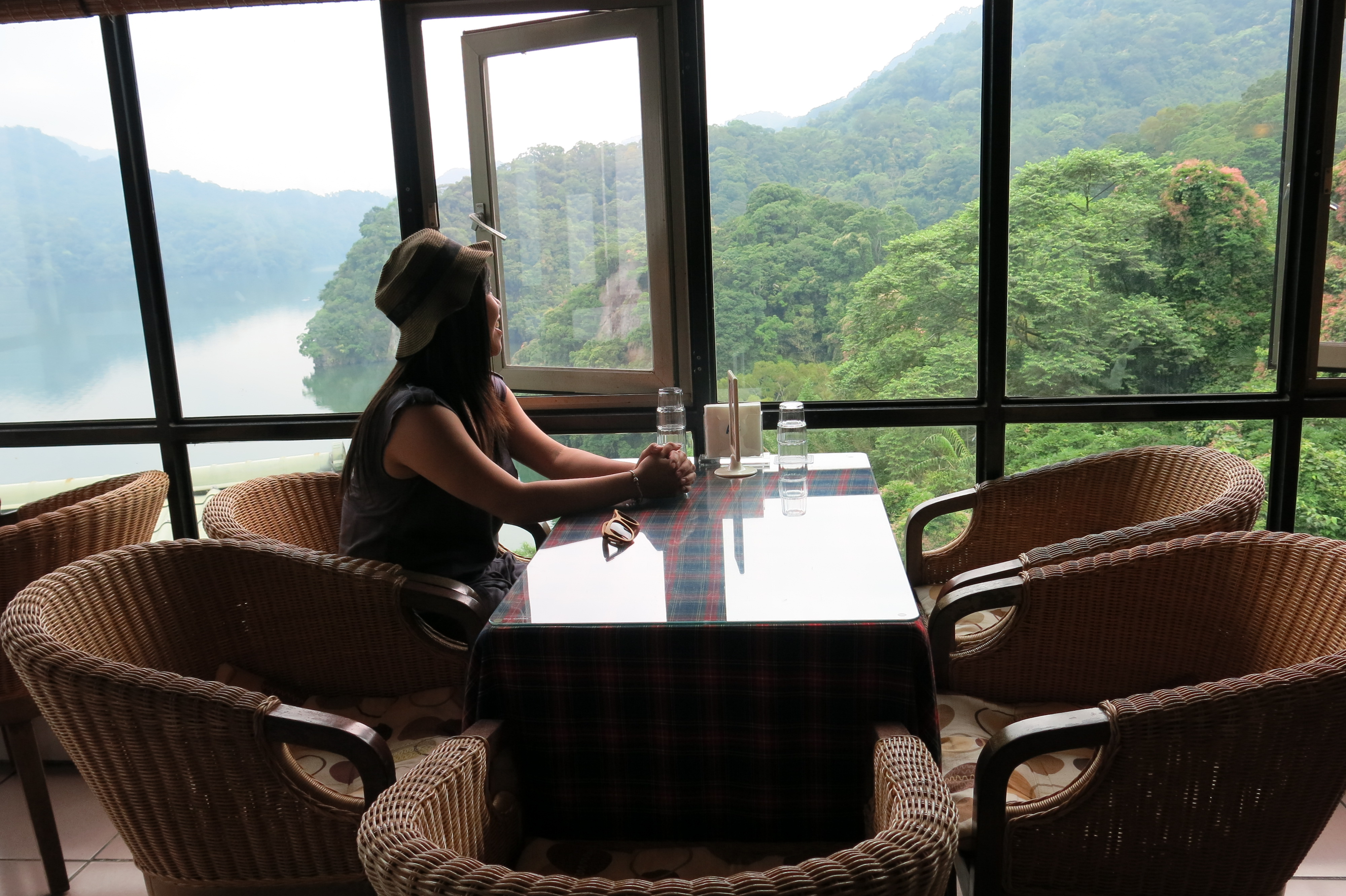 Dasi Lakeside Coffee 大溪湖畔咖啡