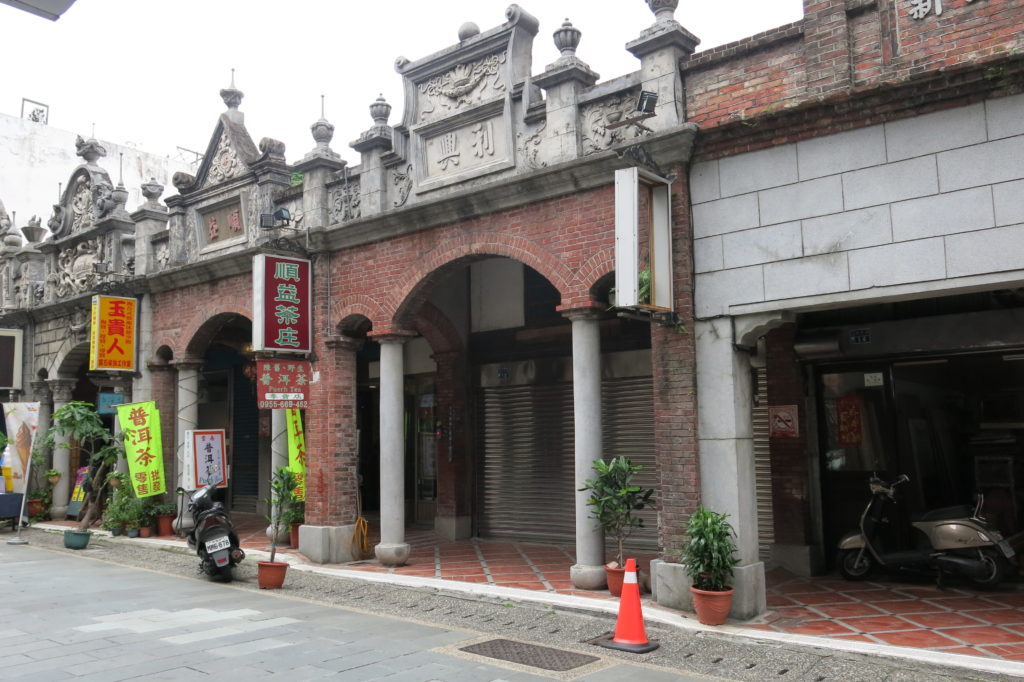 Taoyuan city attractions: 大溪老街 (Daxi Old street)