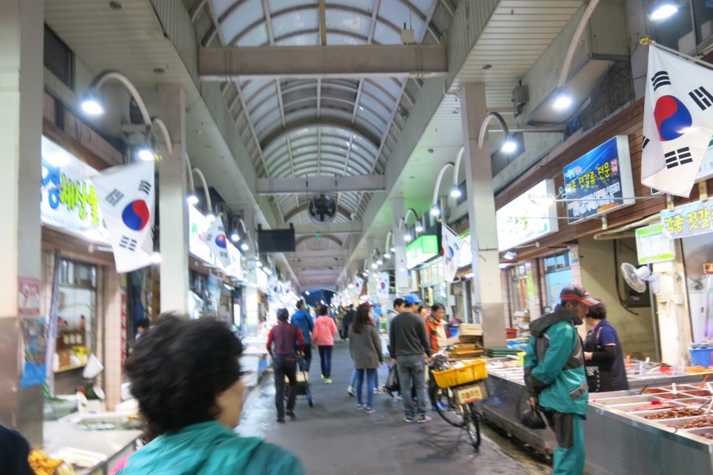 Seogwipo Maeil Olle Market 서귀포매일올레시장