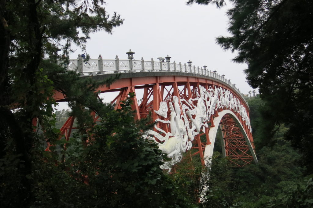 Jeju Island Travel Guide: Cheonjiyeon Falls 천지연폭포