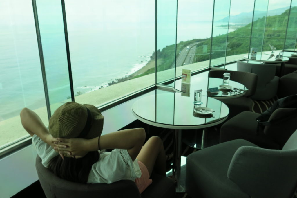 Places to stay in Kenting: UFO H RESORT 墾丁H 會館