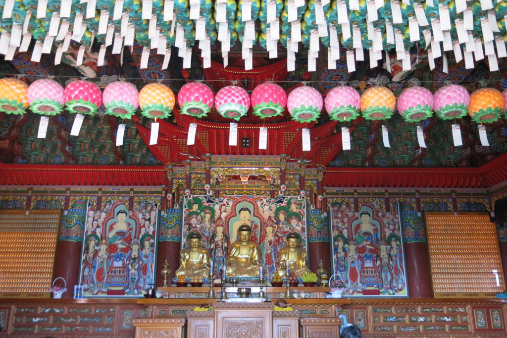 Busan most Scenic Temple: Haedong yonggungsa temple 해동 용궁사