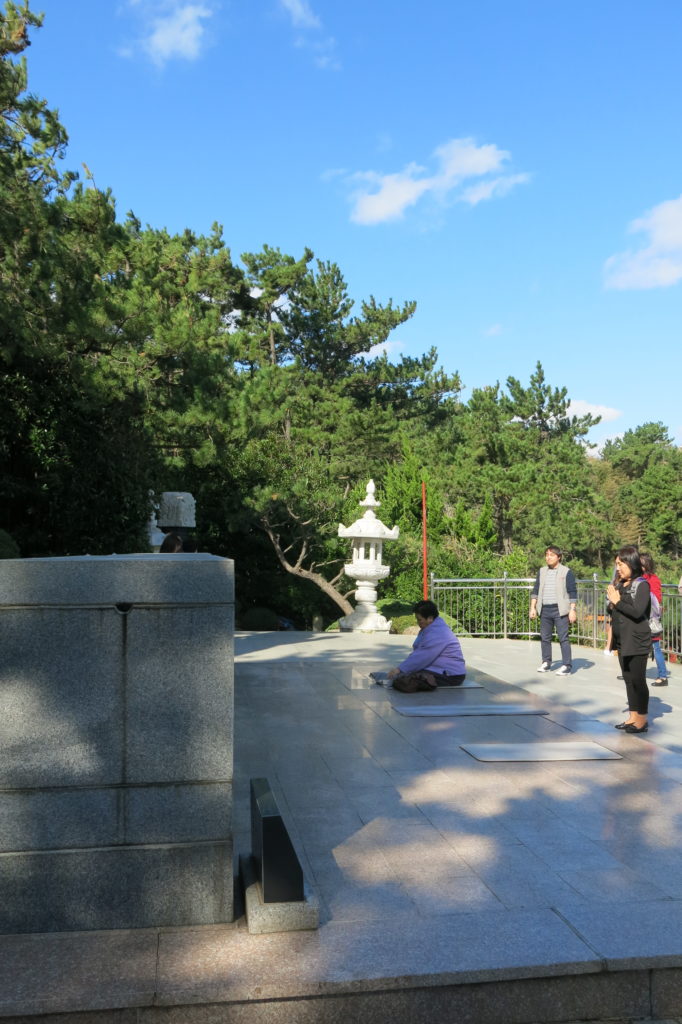 Busan most Scenic Temple: Haedong yonggungsa temple 해동 용궁사