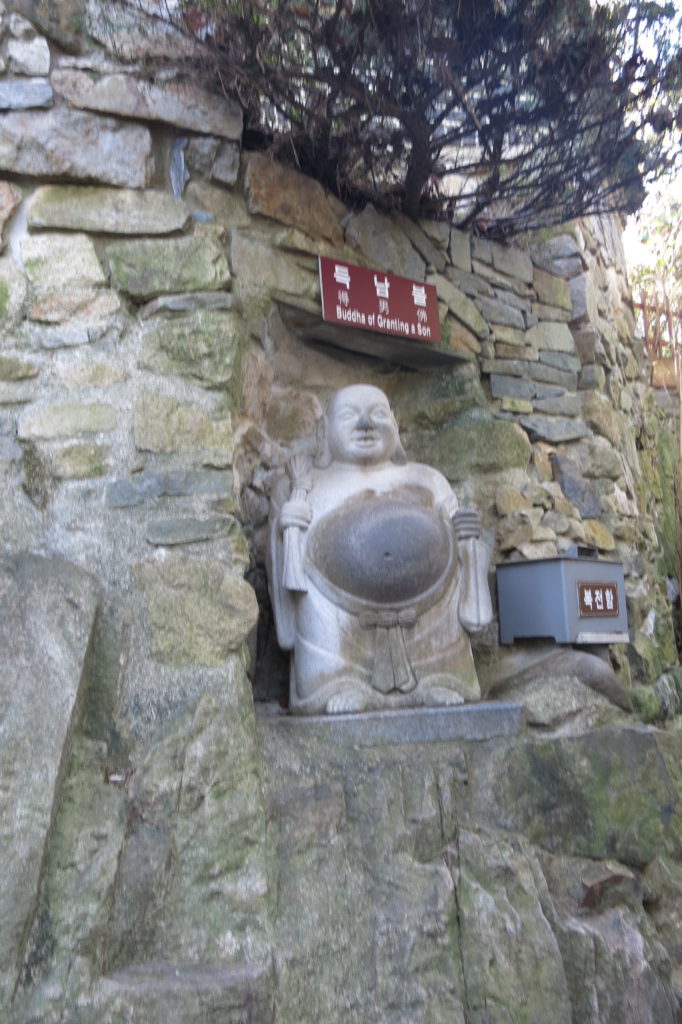 Busan most Scenic Temple: Haedong yonggungsa temple 해동 용궁사