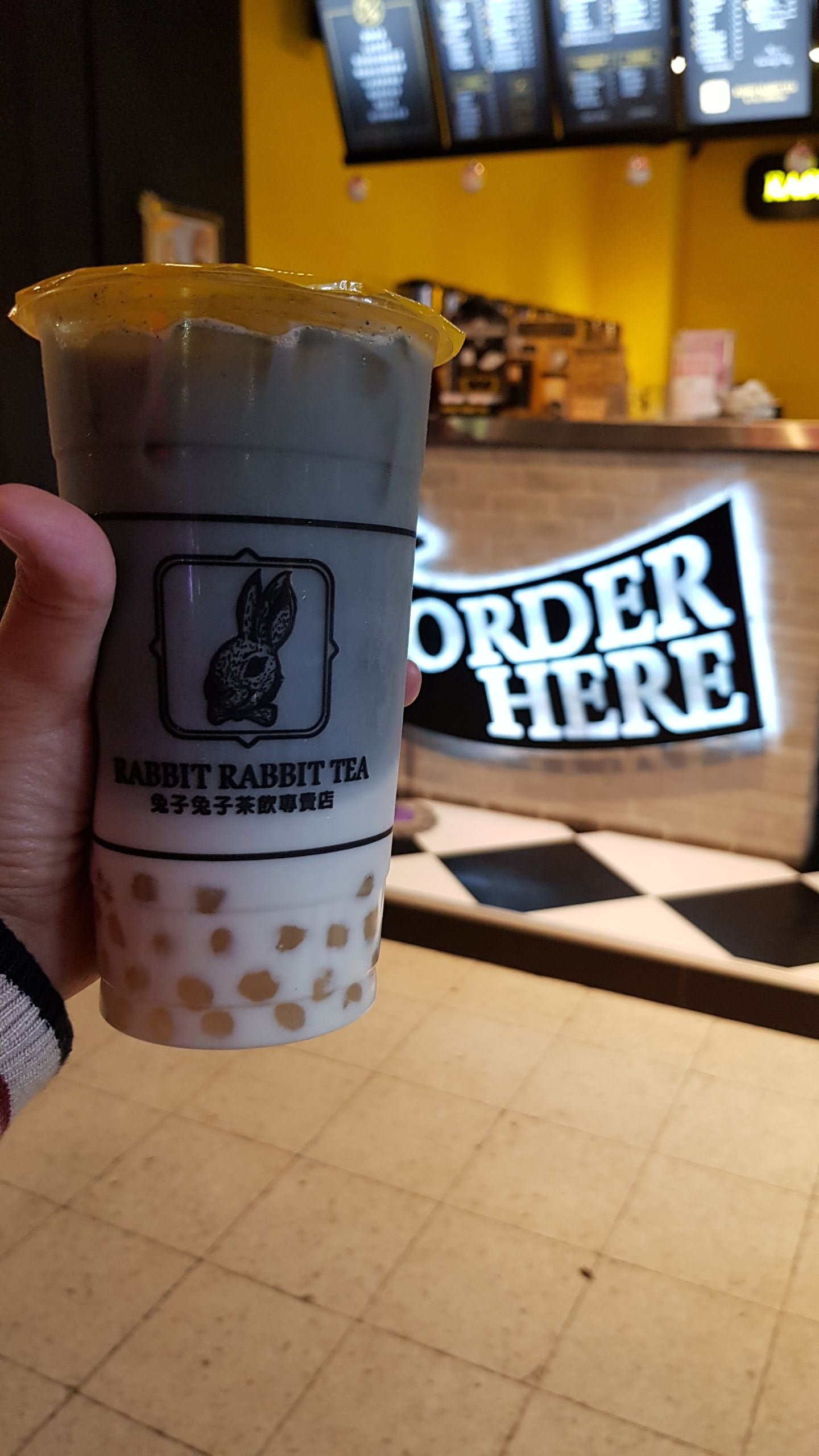 Taiwan Famous Bubble Tea Brand:兔子兔子茶飲專賣店