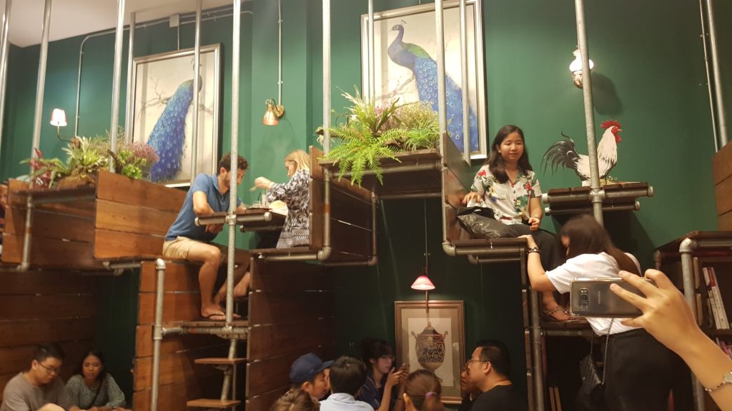 Things to do in Bangkok: Lhong Tou cafe