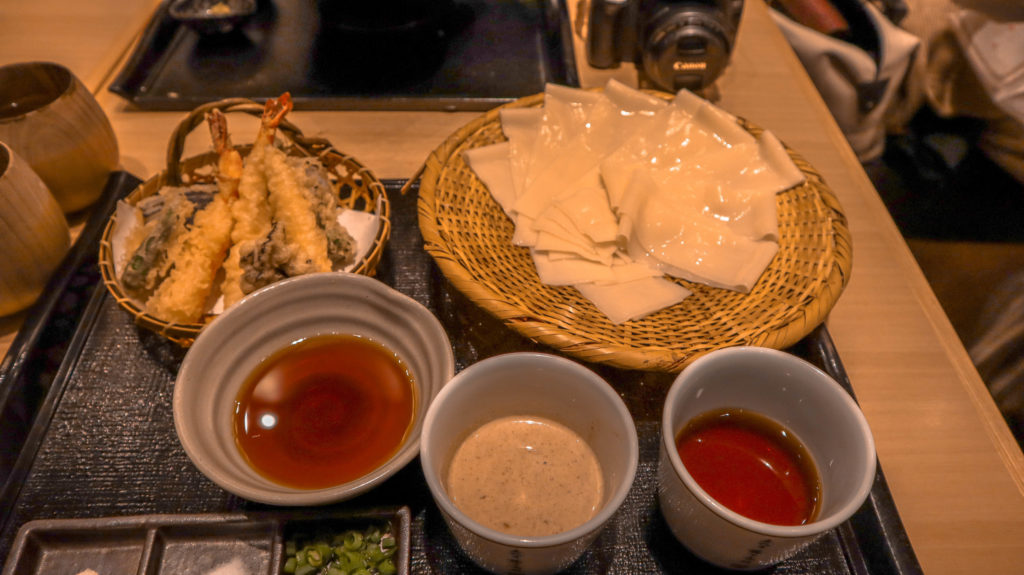 Godaime Hanayama Udon (五代目 花山うどん)