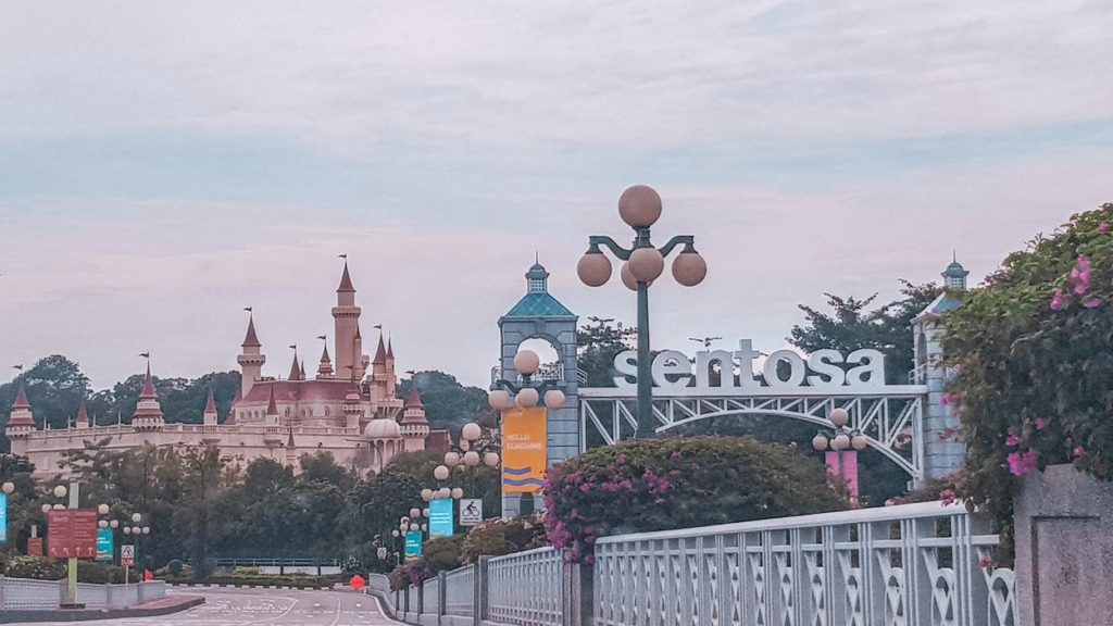  Free things to do in Singapore: Visit Sentosa