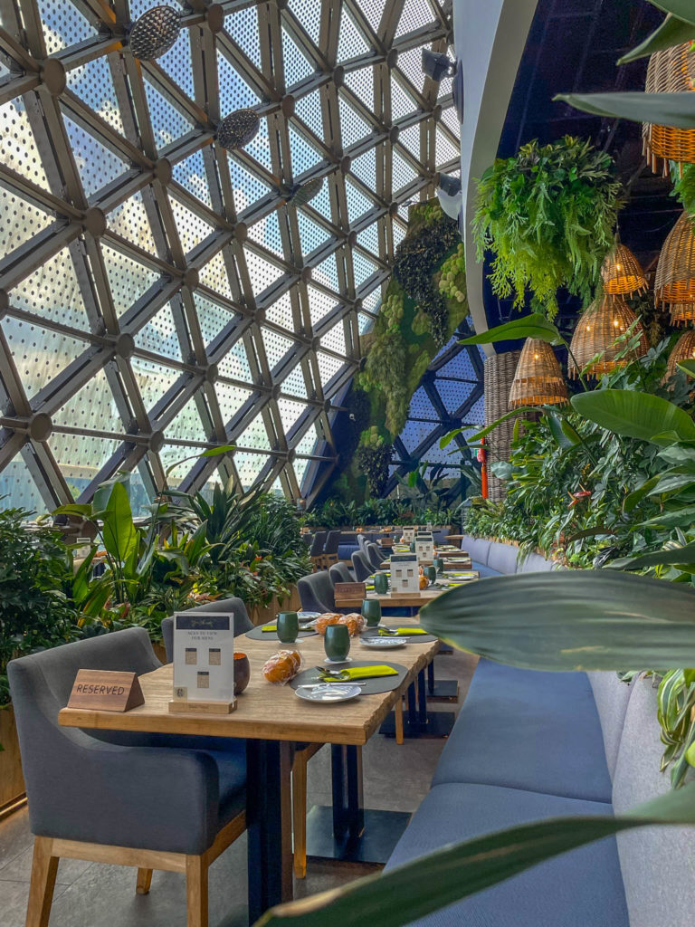 Dusit Thani Laguna Singapore Dining at Greenhouse