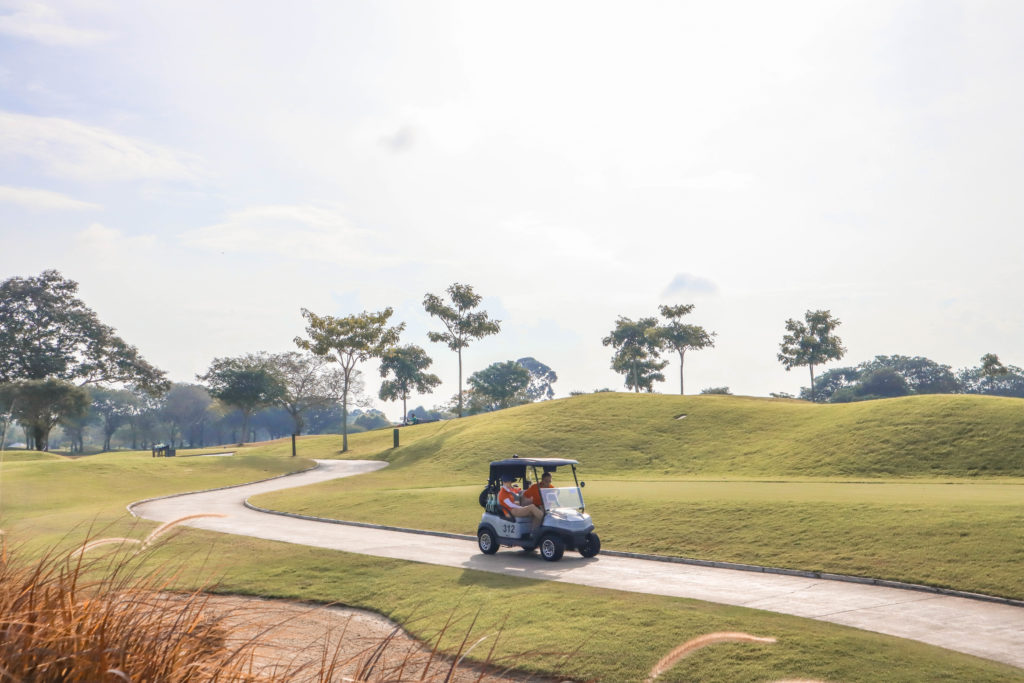 Dusit Thani Laguna Singapore overlooking golf course